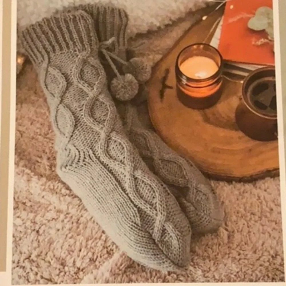 Muk Luks Gray Pom Pom Cabin Socks